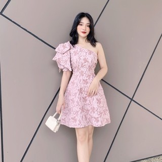 Váy gấm lệch vai nơ vai V610 KYMIE