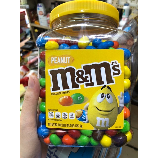 [Mã 154FMCGSALE giảm 8% đơn 500K] Date 2022 - Socola M &amp; M đậu phộng 1,7 kg xuất xứ Mỹ