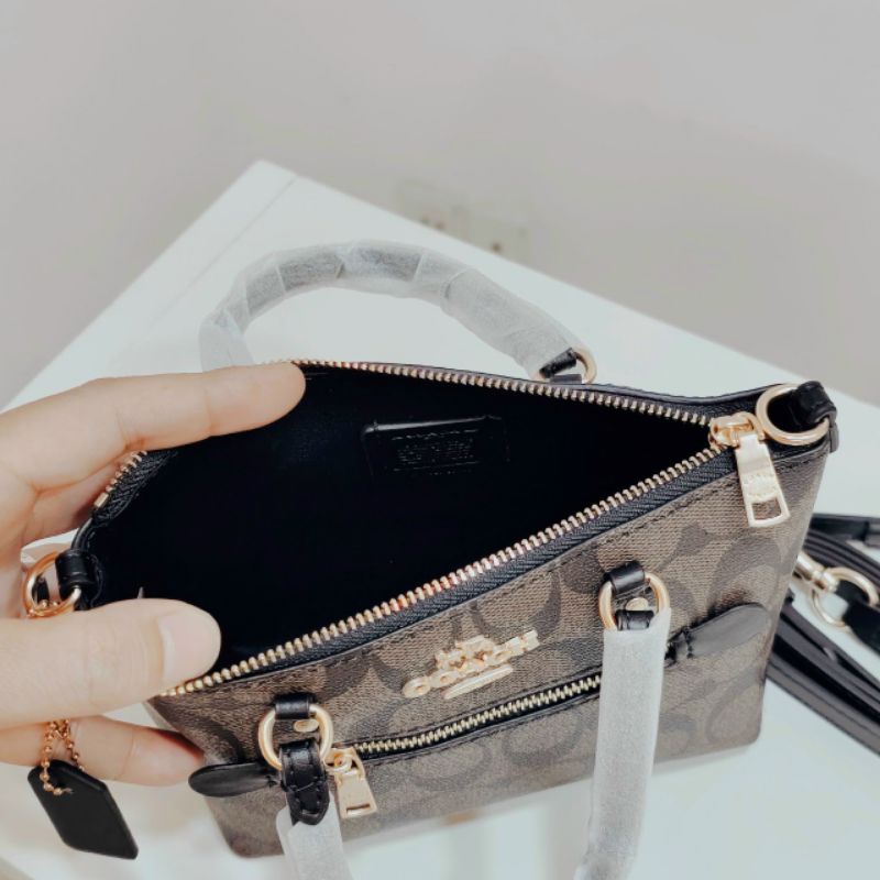 Túi coach mini chính hãng họa tiết chữ C