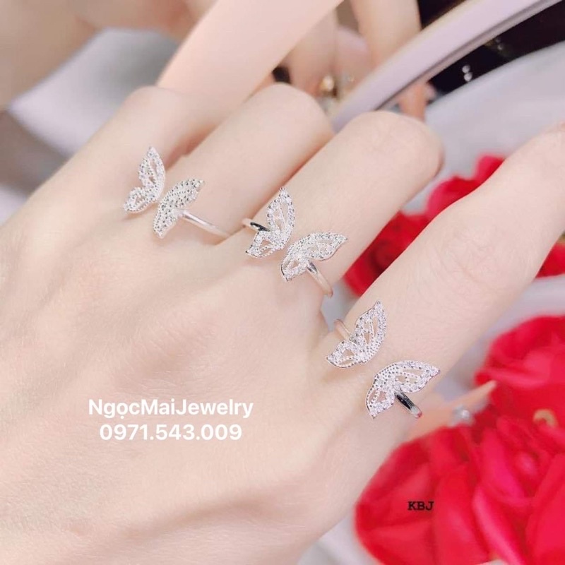 Nhẫn nữ bạc dáng cánh bướm hở Ngọc Mai Jewelry tay nào cũng vừa xinh xắn sang xịn