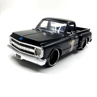 Mô Hình Xe Hơi Chevy Good To 1963 Chevry C – 10 Tỉ Lệ 1 / 24