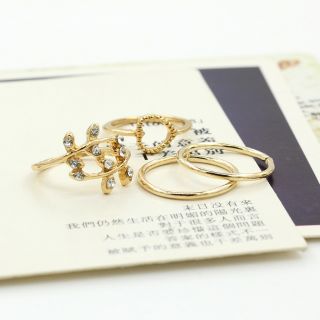 Nhẫn bộ 4 chiếc chiếc lá và trái tim