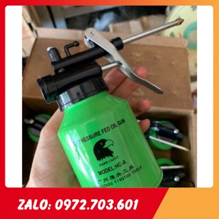 Vịt dầu - bình bơm nhớt