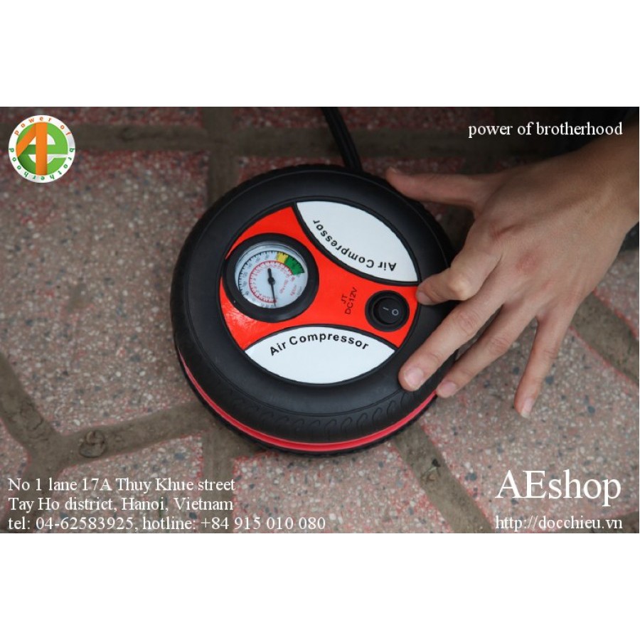 bơm điện ô tô xe máy xe đạp mini sử dụng điện theo xe 12 V đời mới có đồng hồ áp lực