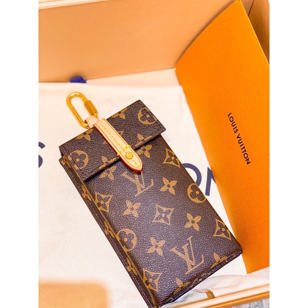 SET TÚI NAM NỮ UNISEX LV ĐỰNG ĐIỆN THOẠI 2 CHI TIẾT CASE PHONE FULLBOX SẴN HOẢ TỐC GRAB