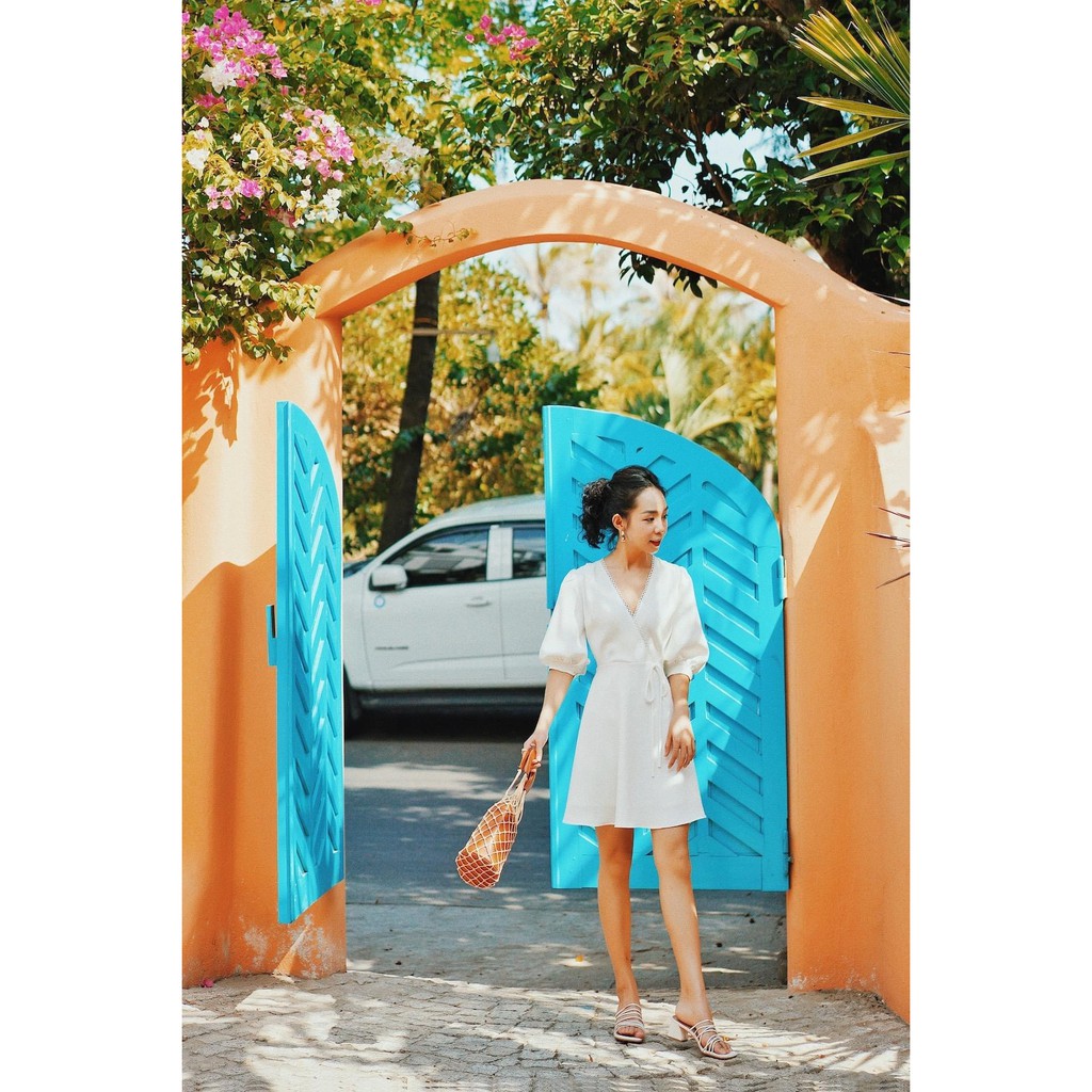 Đầm Chéo Ngực Phối Ren Tròn EDINI - D1049 - D1385 | BigBuy360 - bigbuy360.vn