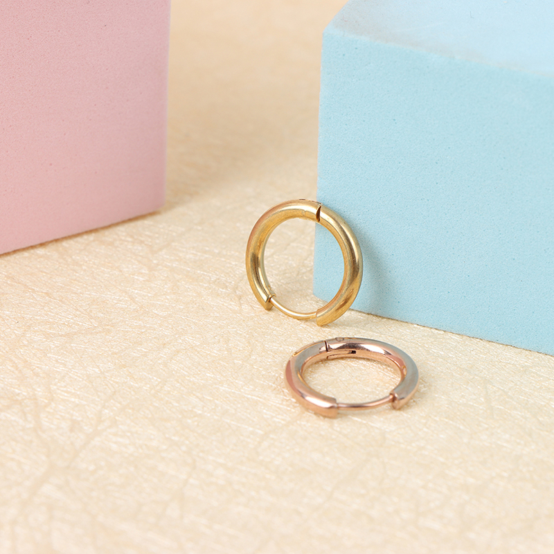 Bộ 5 Bông Tai Tròn Làm Từ OuRui.vn Bằng Thép Không Gỉ