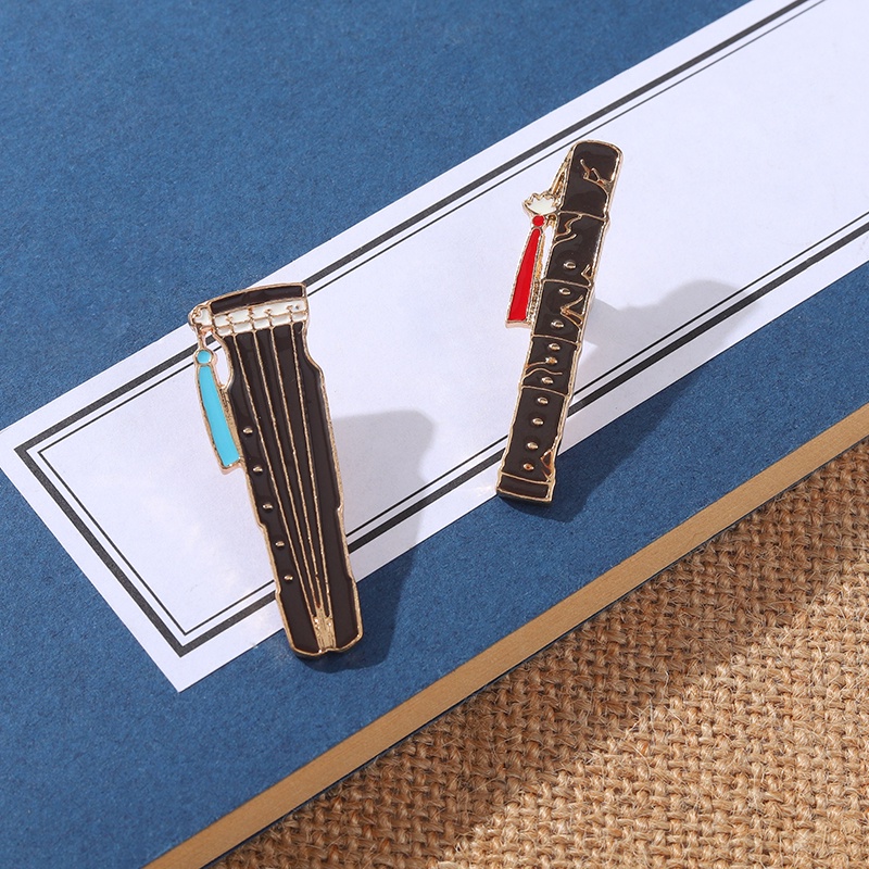 Ghim Cài Áo Hình Nhạc Cụ Guzheng Tráng Men Dáng Dài Dùng Làm Quà Tặng Cho Bạn Bè