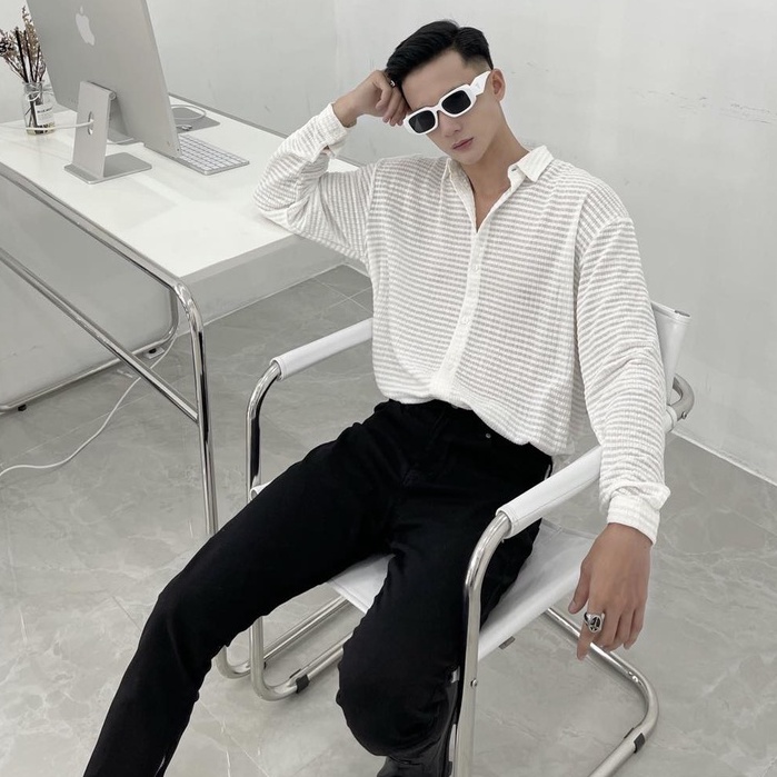 Áo Sơ Mi Nam Sọc Ngang Vân Nổi L'JIN Form Suông Kiểu Dáng Basic 2 Màu Trắng Đen Dễ Phối