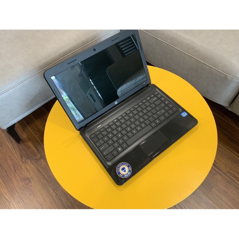 Laptop UFO HP 1000 bóng loáng thời trang văn phòng | BigBuy360 - bigbuy360.vn