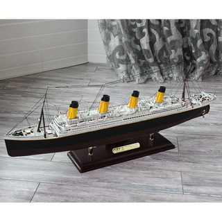 Mô hình tàu Titanic lắp ráp đẹp mắt