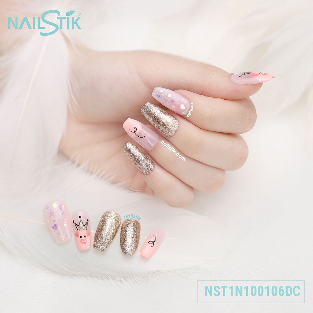 Móng úp thiết kế by NAILSTIK, màu vàng đồng, form móng coffin, dài, 106