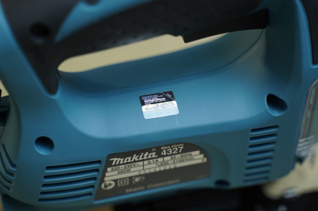 4327 Máy cưa lọng 450w Makita