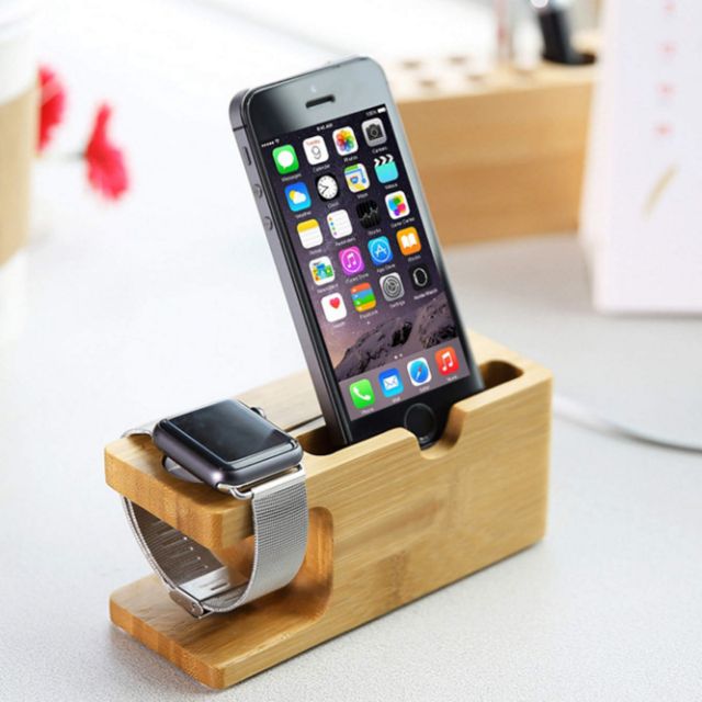 Dock sạc để bàn bằng gỗ tre dùng cho Iphone apple watch -Samsung...