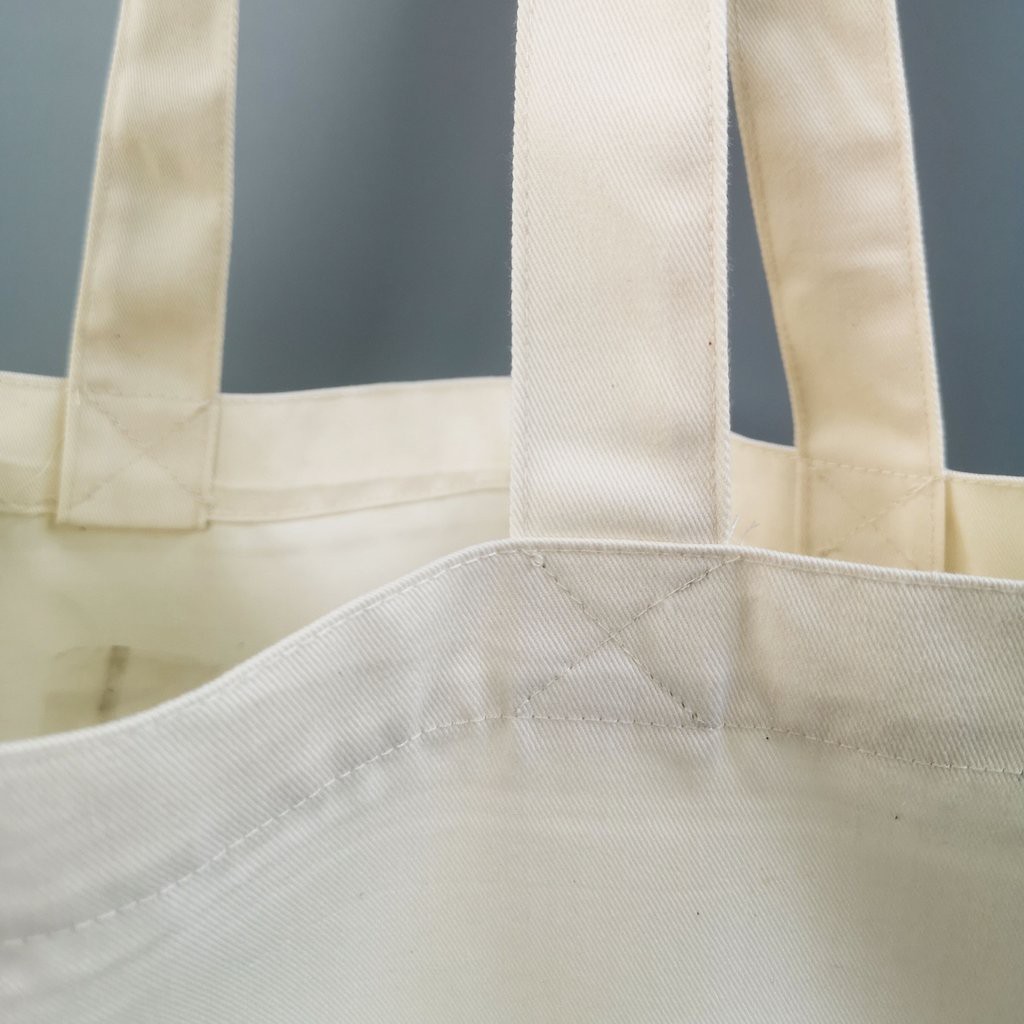 Túi vải tote bag của Chodole chất liệu túi canvas vải bố đẹp in hình độc đáo If you want to be happy, be