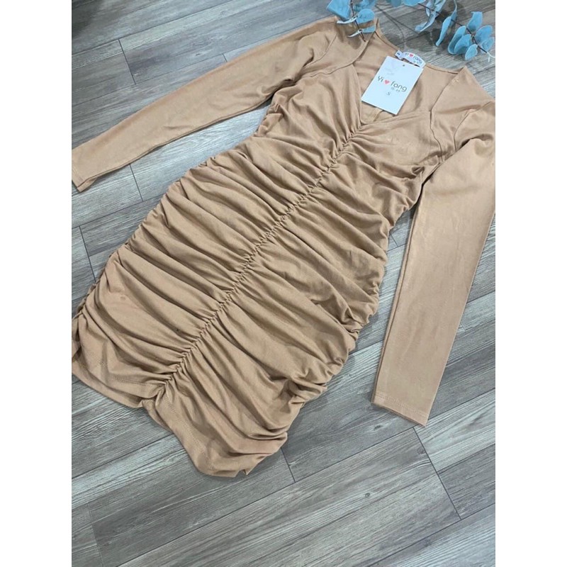 Váy body dúm thân