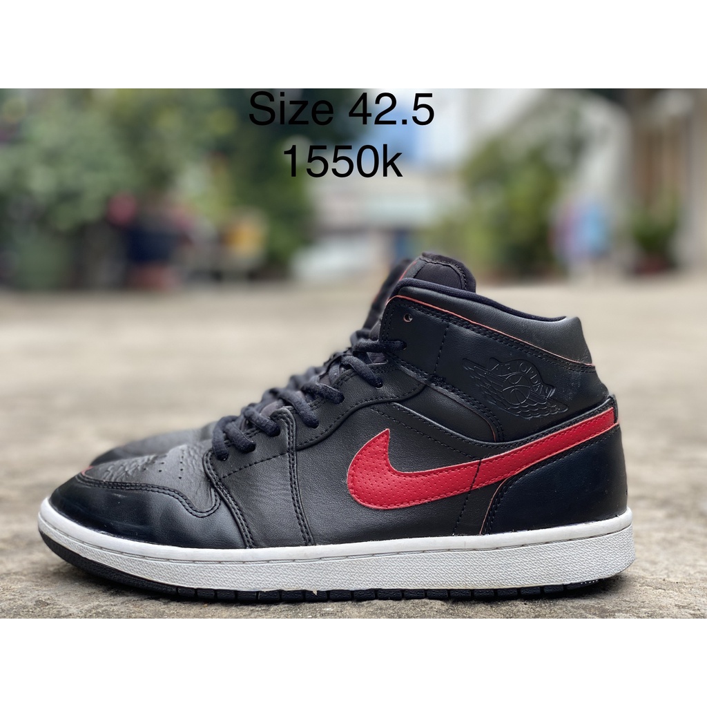 Giày Jordan 1 Retro Mid size 42.5 2hand chính hãng đã qua sử dụng