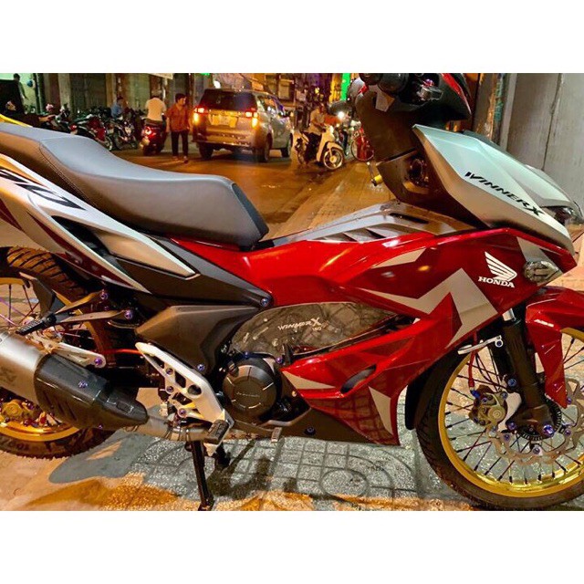 Ốp sườn mica Ex150, Winner X