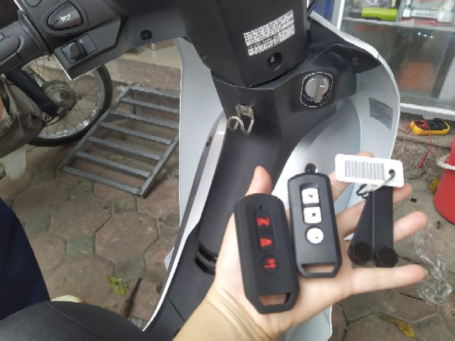 Khoá Smartkey Honda chính hãng lắp cho xe Wave, Future, Winner V1 ...
