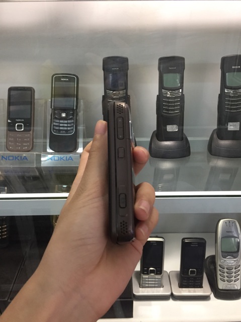 Nokia n85