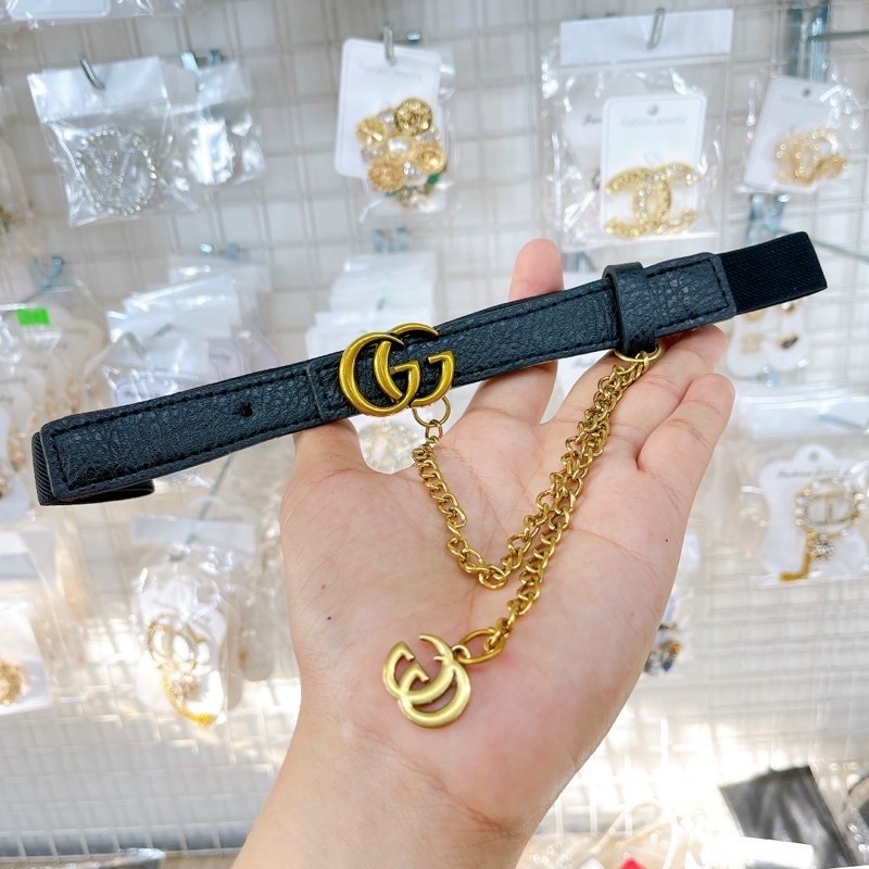 Dây thắt lưng, belt váy xích phối trang phục đẹp xuất sắc