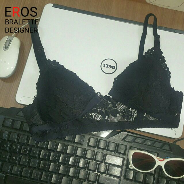 Áo lót bralette cài trước
