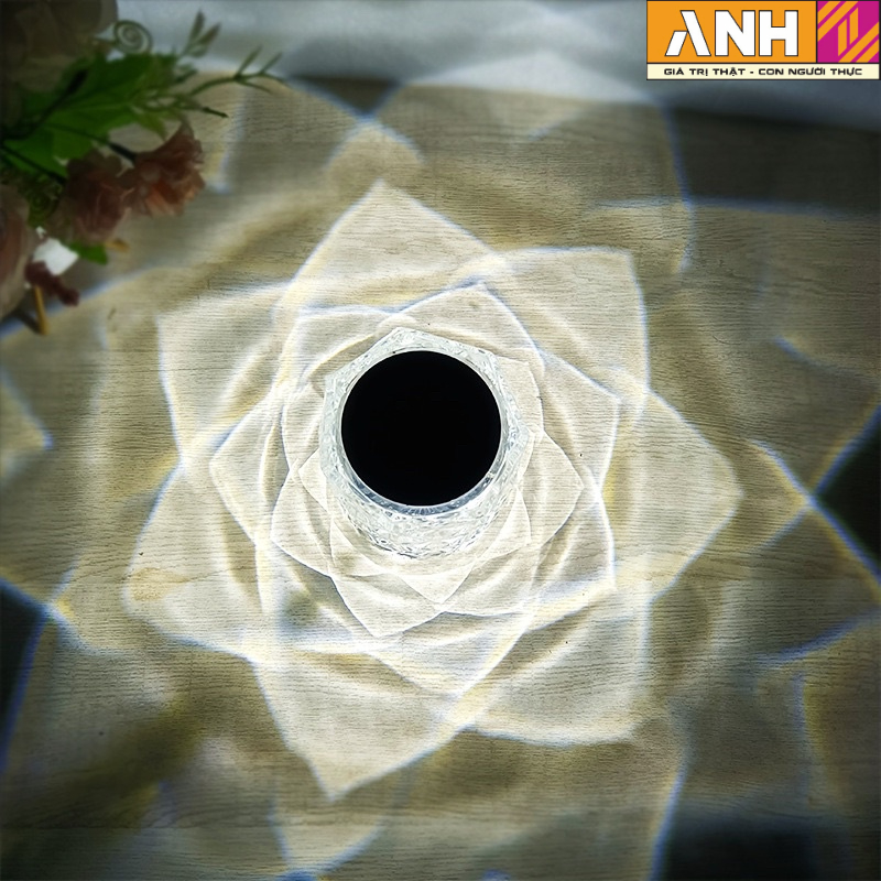 Đèn ngủ, đèn trang trí pha lê cảm ứng 16 màu, cảm biến lãng mạn chiếu hình, B23