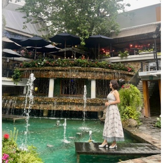 Set bộ , áo rời và chân váy rơi xuất dư