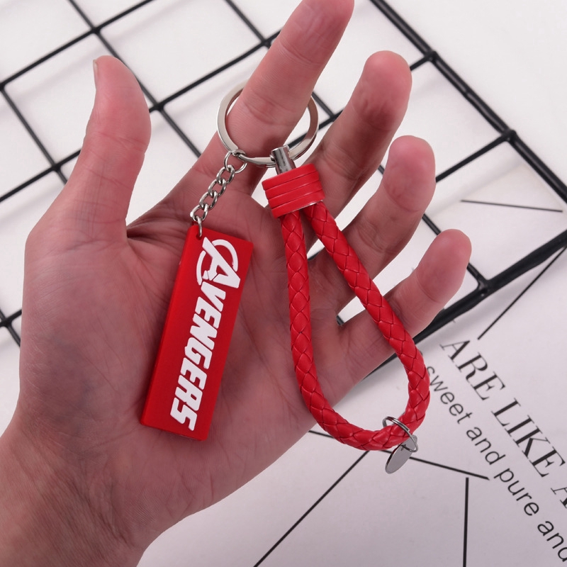 Móc khóa hình Captain America bằng da PU độc đáo