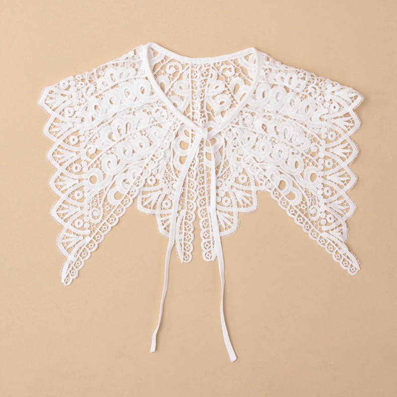 Cổ áo sơ mi giả họa tiết kiểu hình học phong cách hợp thời trang