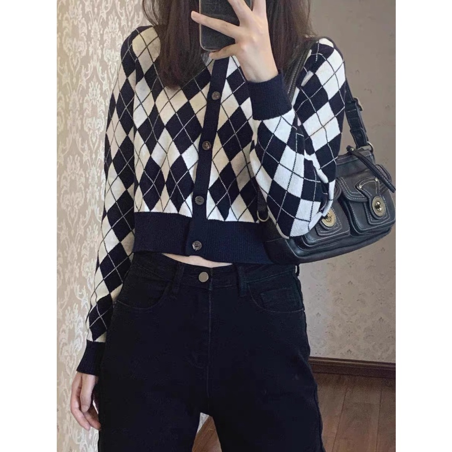 Áo Sweater polo len dài tay, Khoác len cảdigan croptop, cardigan lửng hoạ tiết quả trám caro | BigBuy360 - bigbuy360.vn