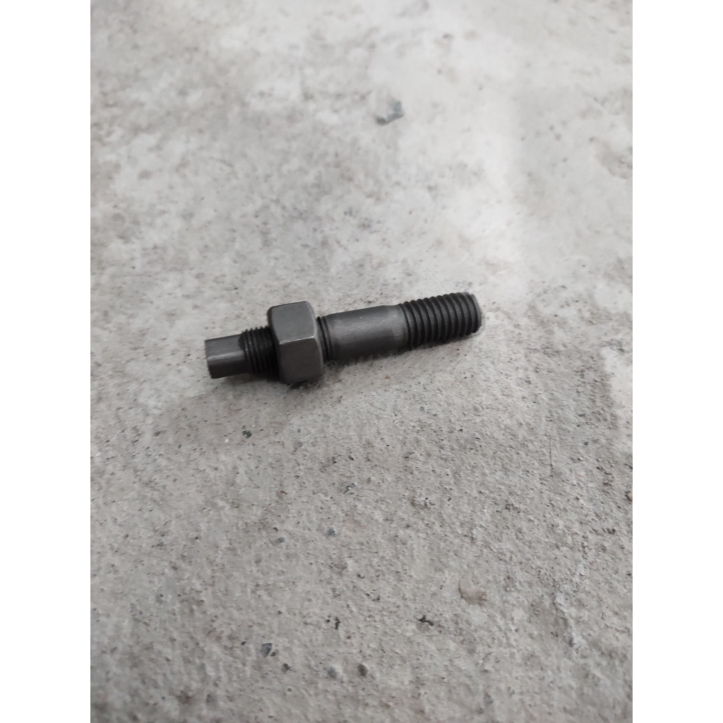 Sản phẩm gia đình làm: Ốc láp phi 10 xám 2 đầu ren