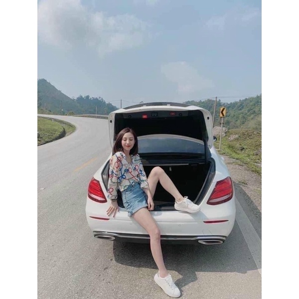 Quần sooc bò nữ vắn gấu hot trend