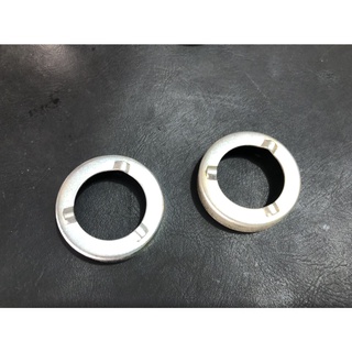 cặp Chén lò xo phuột trước 67 (dùng cho phuột ty 25)