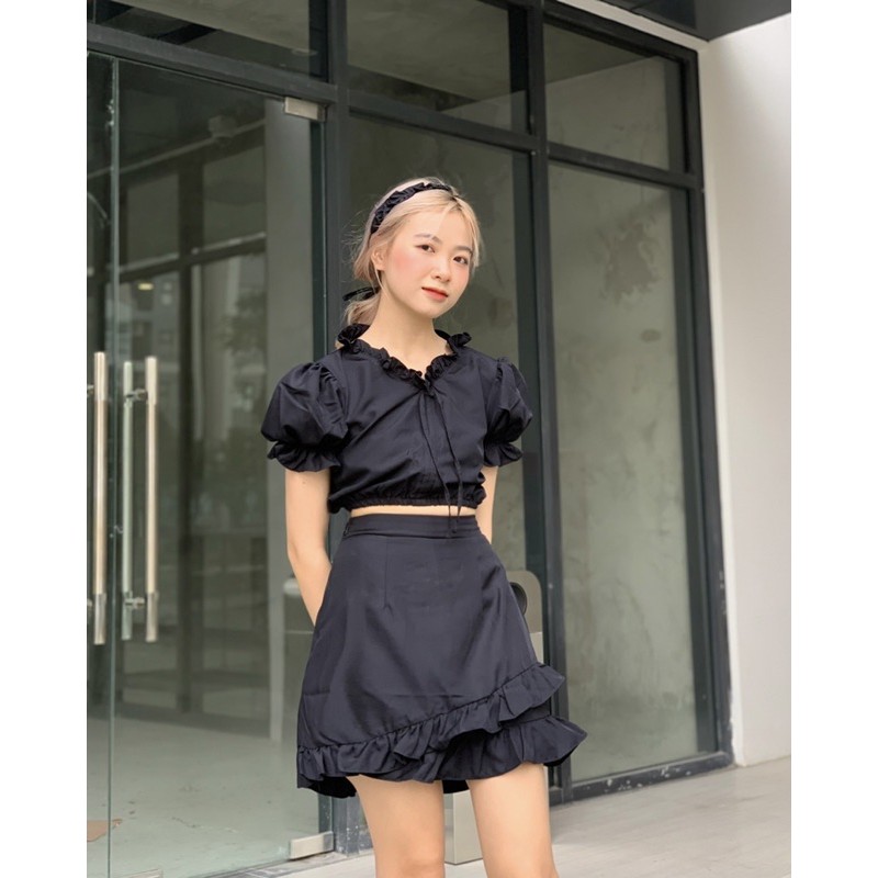 Set áo croptop rút dây và chân váy lưng thun Minto | BigBuy360 - bigbuy360.vn