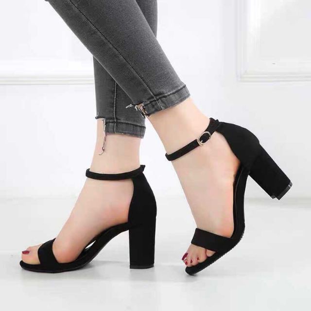 Giày sandal cao gót trụ 6 phân quai ngang da lộn dáng Basic