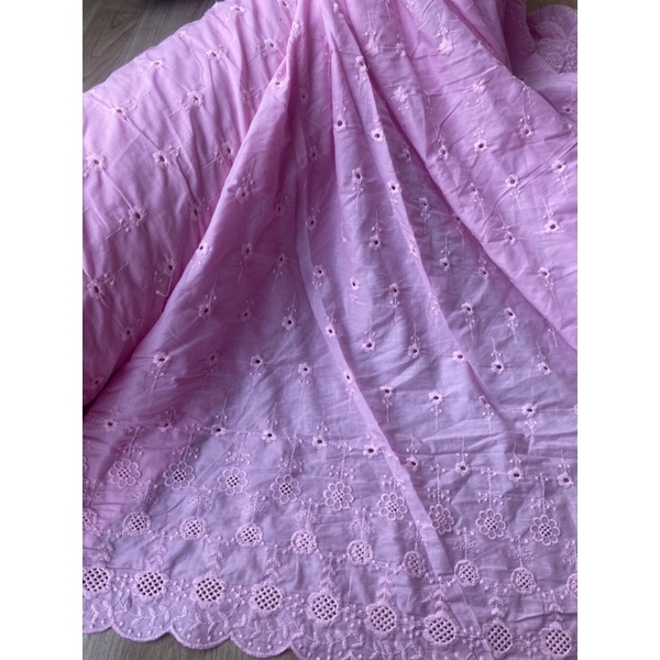 Vải xô thêu hoa mai