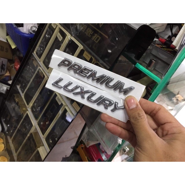 Chữ   Luxury/ Premium dành cho cerato, k3, soluto, sendona