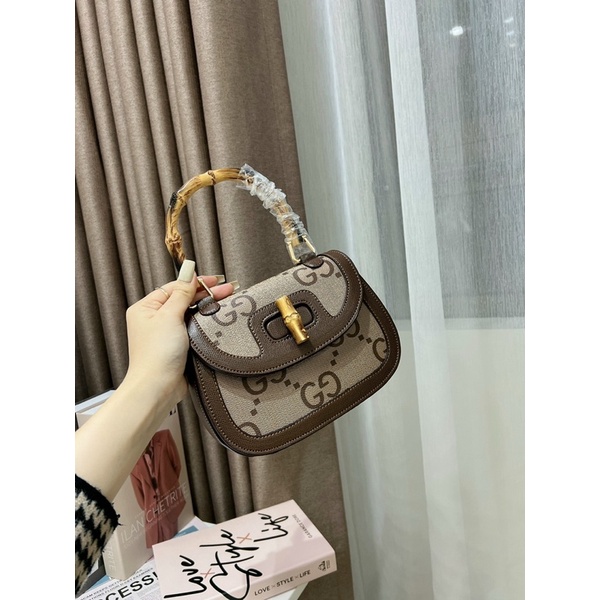 Túi xách nữ qoai tre size 20cm xịn xò 2022