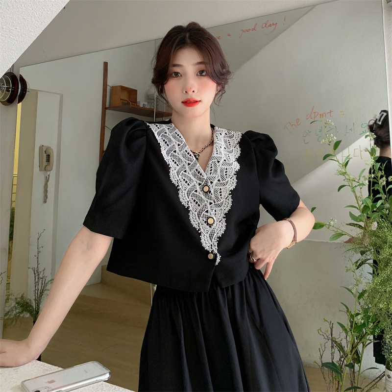 Áo Sơ Mi Tay Ngắn Cổ Chữ V Phối Ren Thời Trang Mùa Hè Dễ Phối Đồ Cho Nữ