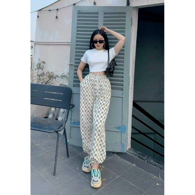 Set Bộ Áo YN Áo Croptop Cộc Tay Kèm Quần In Chữ So Hot