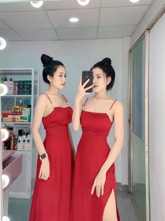Đầm đỏ có mút đính ngọc