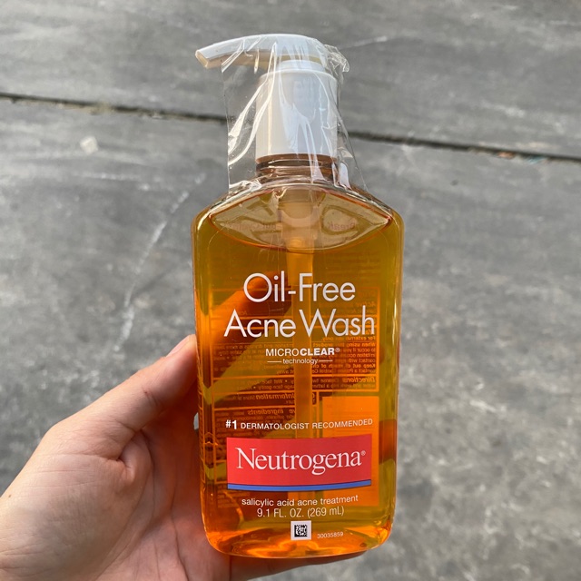 Sữa rửa mặt Neutrogena