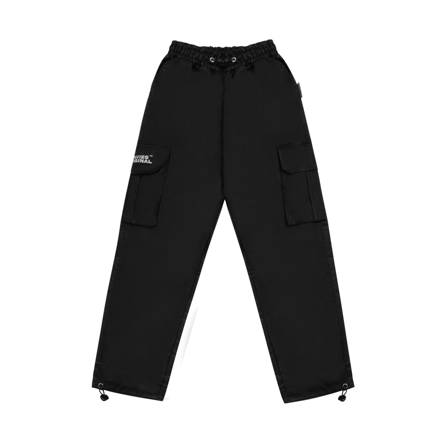 Quần dài nam đẹp local brand Davies - quần dài túi hộp Basic Logo Box Pants.