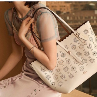 🆘rẻ vô địch🆘túi coach tote bag with cut out tea rose