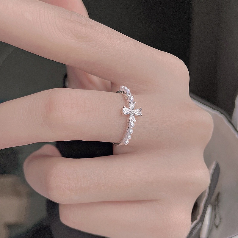 (0192) Nhẫn Đính  Bốn Lá Lấp Lánh Sang Trọng ✨