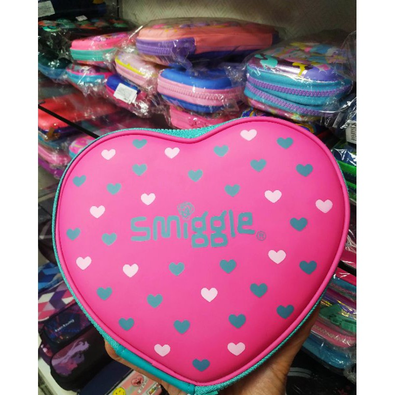 (NOEL SALE) Hộp bút hình trái tim-Pencil case Smiggle