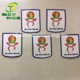 Logo tổng phụ trách ép lên áo, khăn quàng