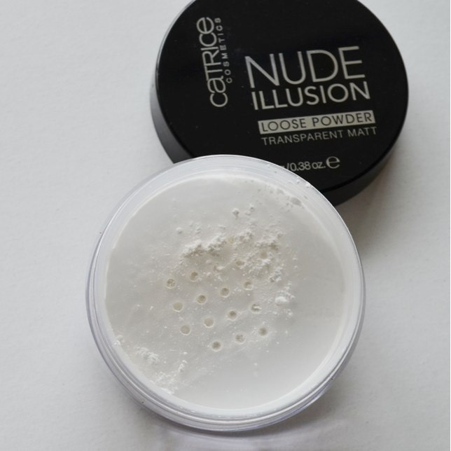 Phấn phủ bột kiềm dầu Catrice Nude Illusion Loose Powder 11g
