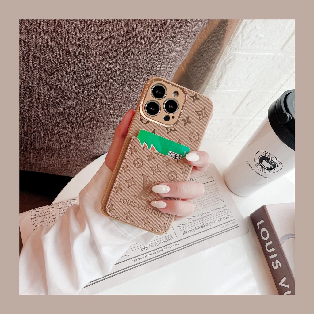 Ốp L.V viền vàng kèm cài thẻ màu nâu tây iphone 7plus/8plus/X/Xs/Xsmax/11/11promax/12/12pro/12promax/13/13pro/13promax